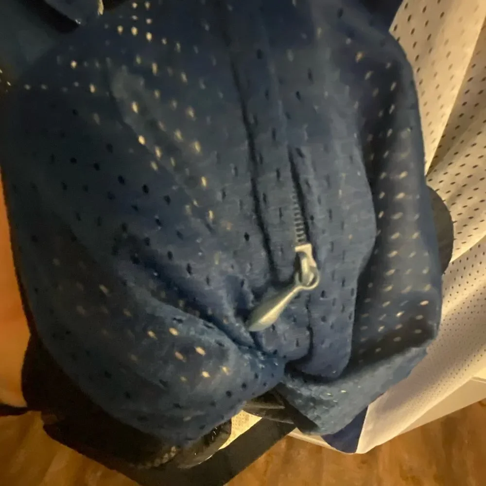 Men’s vintage Givenchy mesh jacket, perfect for spring and summer 🤩